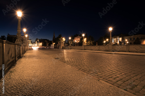 Schlossbrücke, Galerie Alte und Neue Meister Schwerin und Staatliches Museum in Schwerin am Abend, Mecklenburg-Vorpommern