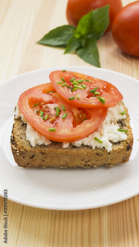 Fresh tomato and feta cheese sandwich Fresh tomato and feta cheese sandwich