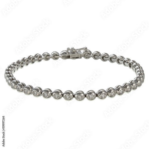 Diamond bracelet with many stones