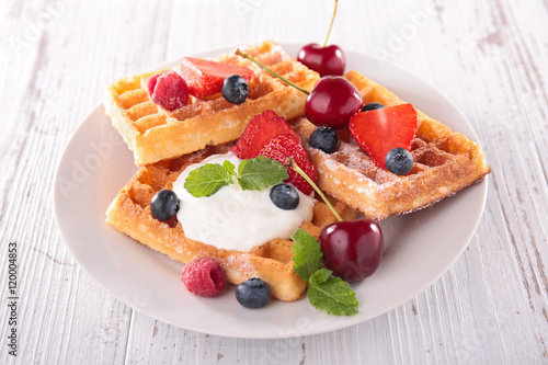 waffles with berry fruit