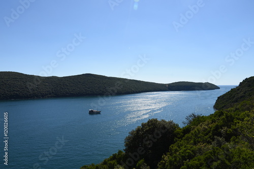 Limski Kanal, Limski Fjord, Bucht, Meer, Istrien, Limbucht, Limfjord, Schiff photo