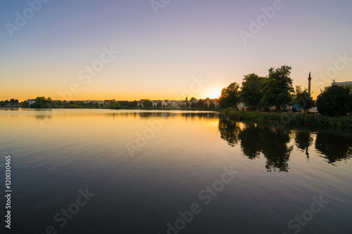 Abend am Schweriner See, Mecklenburg-Vorpommern in Deutschland © kentauros