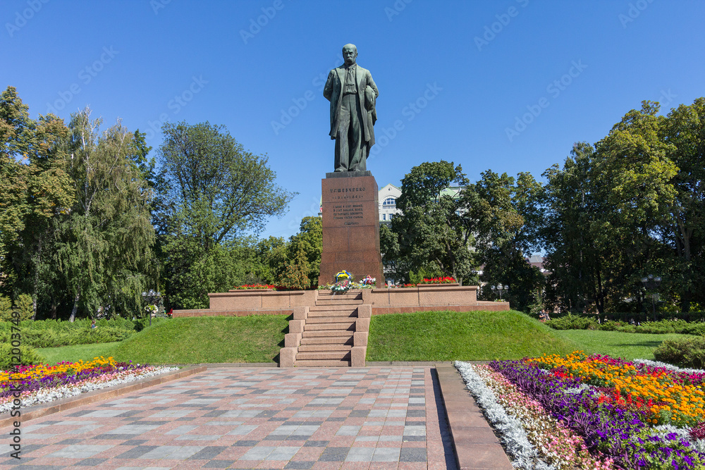 Taras Shevchenko monument in Shevchenko park. Kiev, Ukraine