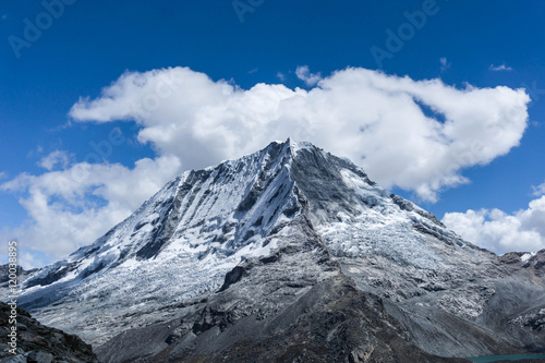 Ranrapalca in the Cordillera Blanca in the Peruvian Andes © makasana photo
