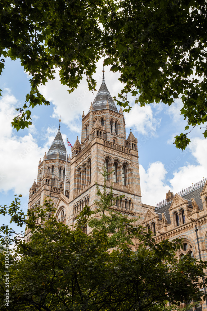 Natural History Museum in London- building and details