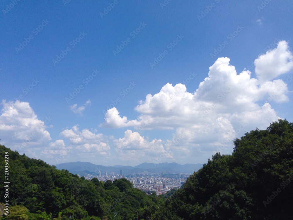 山頂から見た広島市内の景色