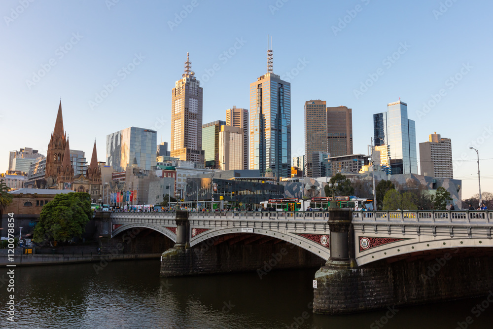 Naklejka premium Melbourne Skyline at Sunset