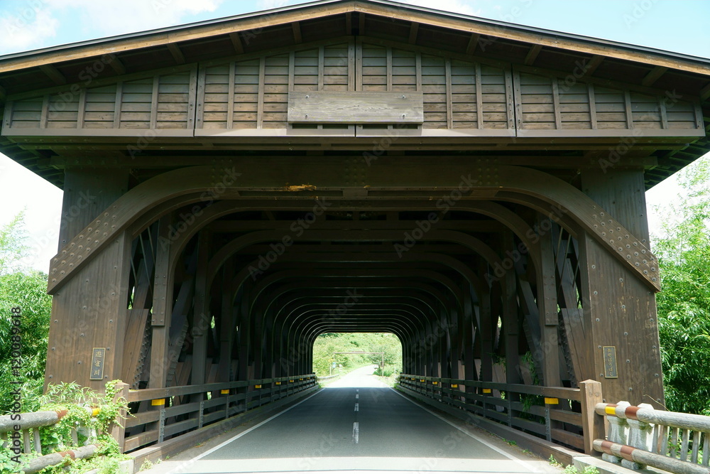 日本のマディソン郡の橋と呼ばれている阿蘇望橋(熊本県阿蘇市波野