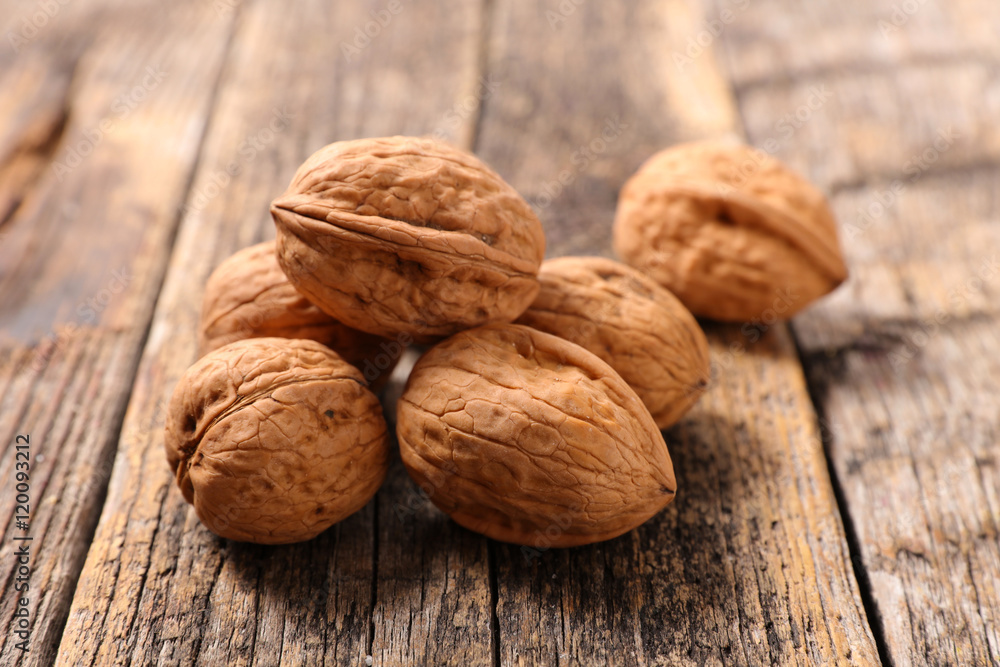 walnut walnut