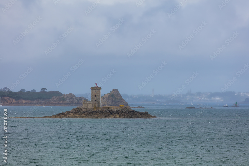 Küstenlandschaft Bretagne - Kleine Burgen