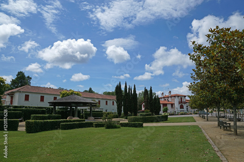 Square du centre ville de Lit-et-Mixe