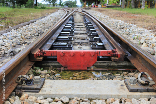 Railroad Track splitting lanes