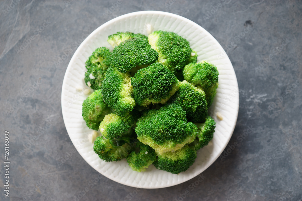 Steamed broccoli Steamed broccoli