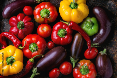 Obraz na plátně Variety of colorful paprika peppers
