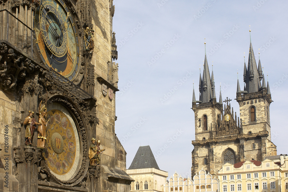 Obraz premium Historical medieval astronomical clock in Old Town Square in Prague, Czech Republic