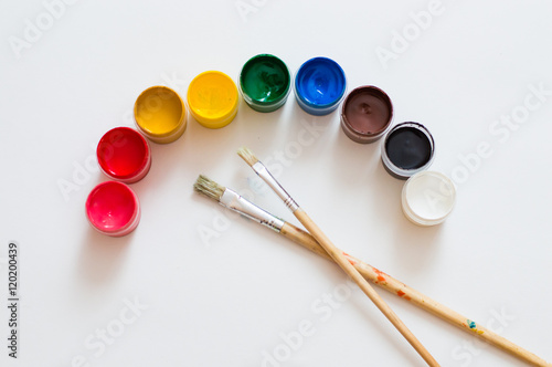 jars of gouache in the form of a semicircle or rainbow of gouache