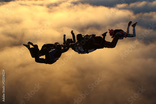 Foto Sunset skydiving