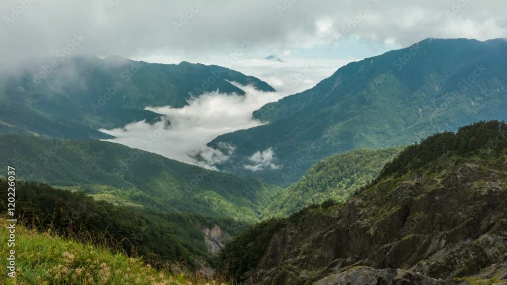 A sea of clouds in Hehuanshan National Forest park . taiwan A sea of clouds in Hehuanshan National Forest park . taiwan