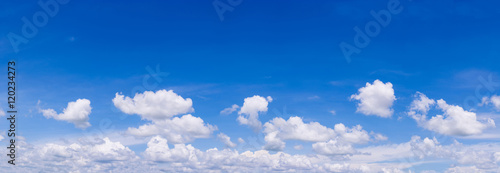 Fototapeta Naklejka Na Ścianę i Meble -  Beutyful blue sky with white cloud. Panorama.