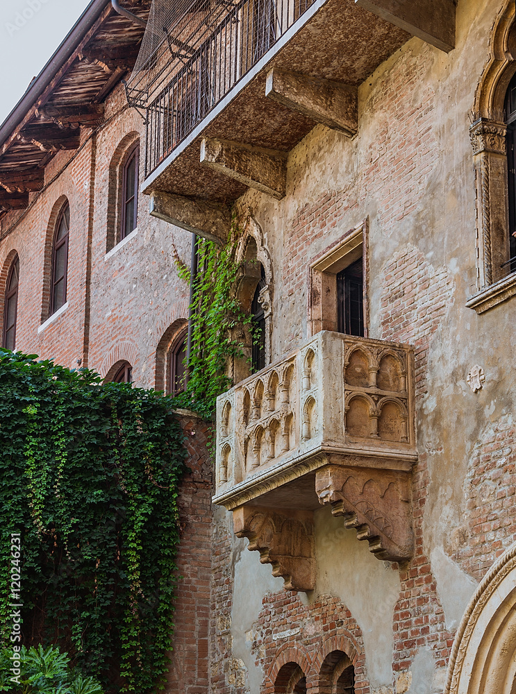 Patio and balcony of Romeo and Juliet house