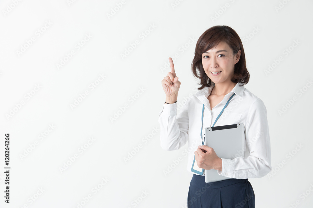 OLポートレート・ミドル女性白バック