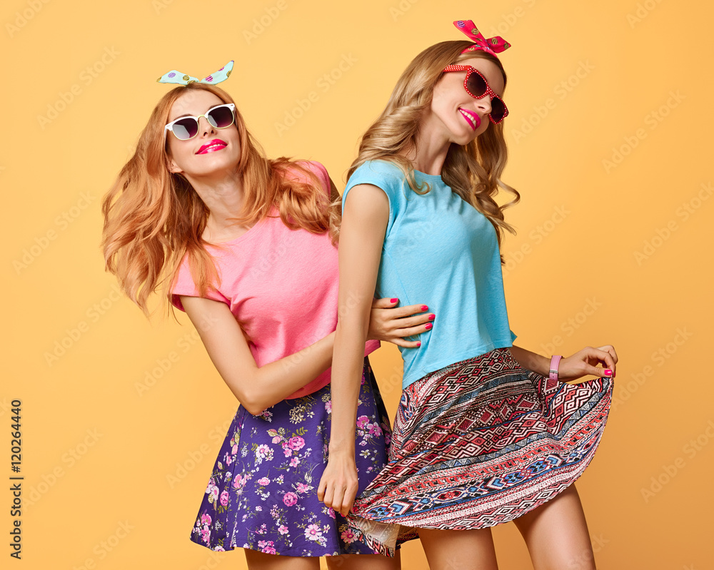 feminine and fun outfits for summer Archives