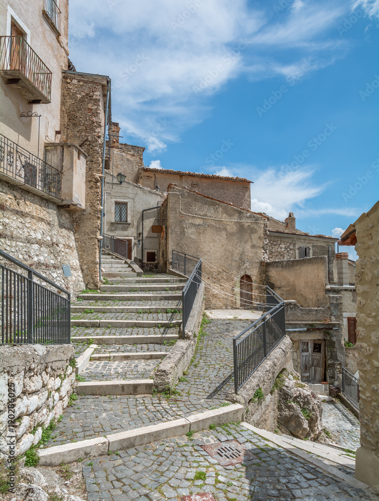 Castel del Monte, old rural village in L'Aquila Province, Abruzzo (Italy)