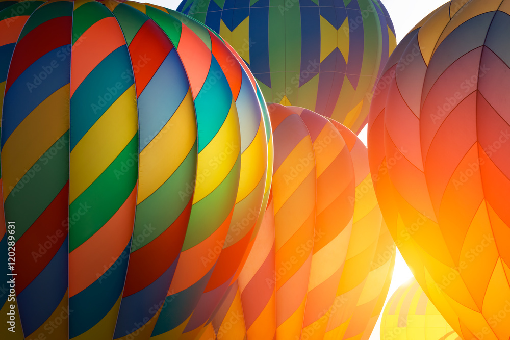 Fototapeta premium Hot air balloons in morning sunlight