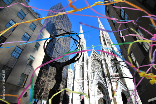 New York City / Cathédrale Saint-Patrick et Atlas