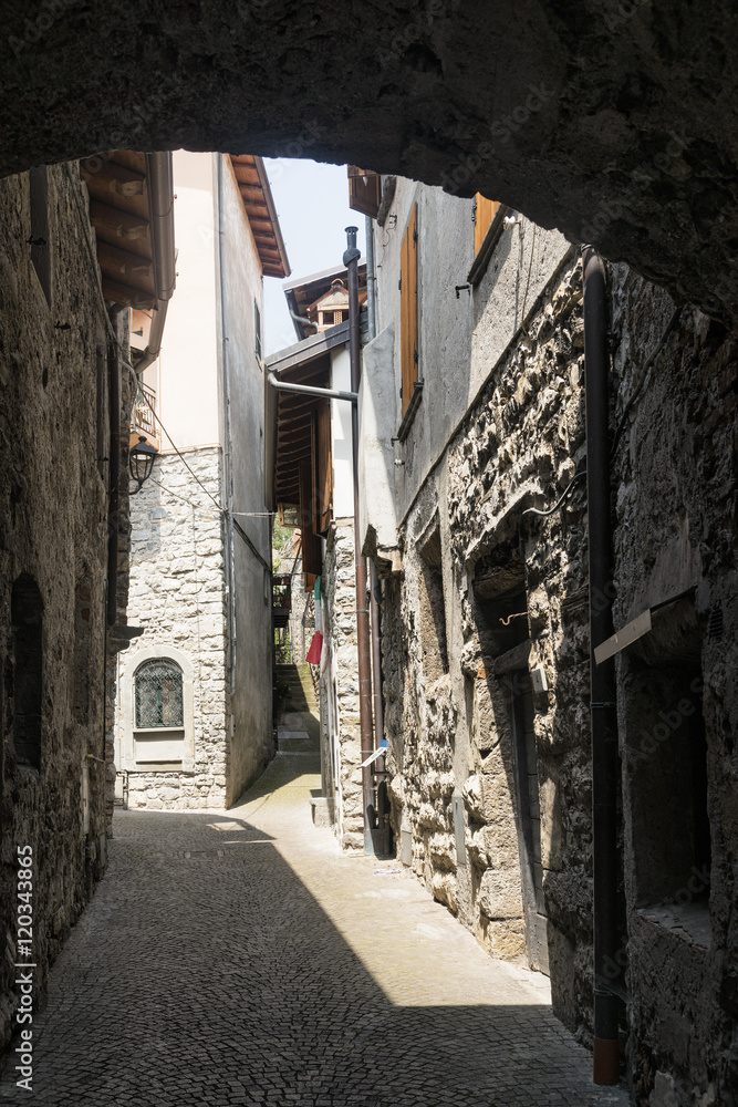 Obraz premium Riva di Solto, along the Iseo lake