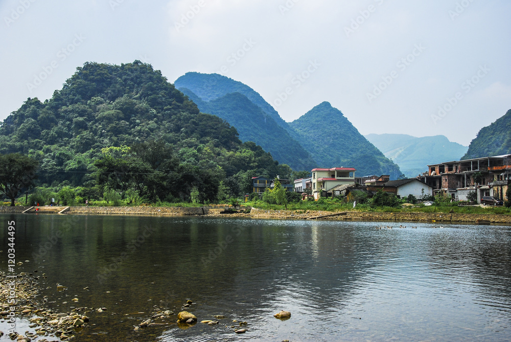 Fototapeta premium River and mountains scenery