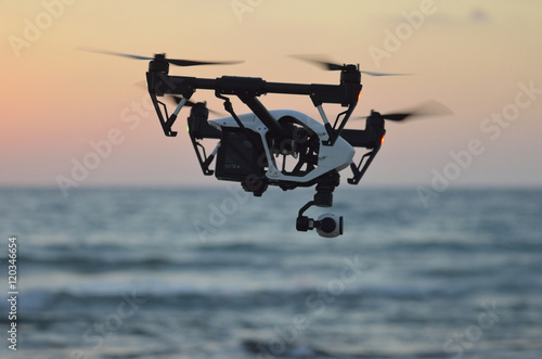 Fototapeta Naklejka Na Ścianę i Meble -  The quadrocopter flight