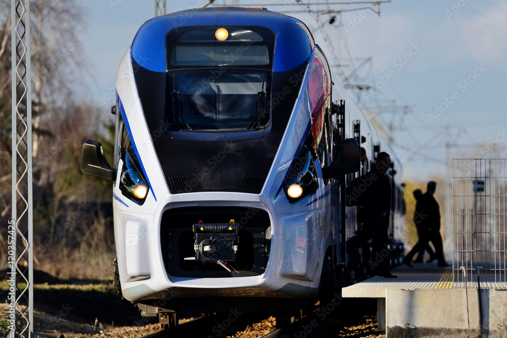 Fototapeta premium Pociąg pasażerski.