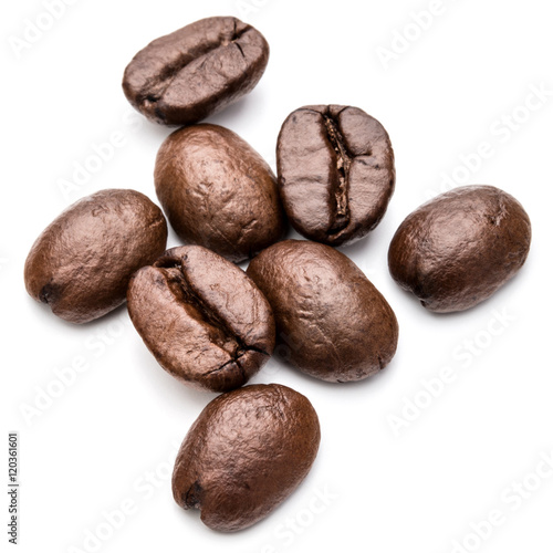 roasted coffee beans isolated in white background cutout