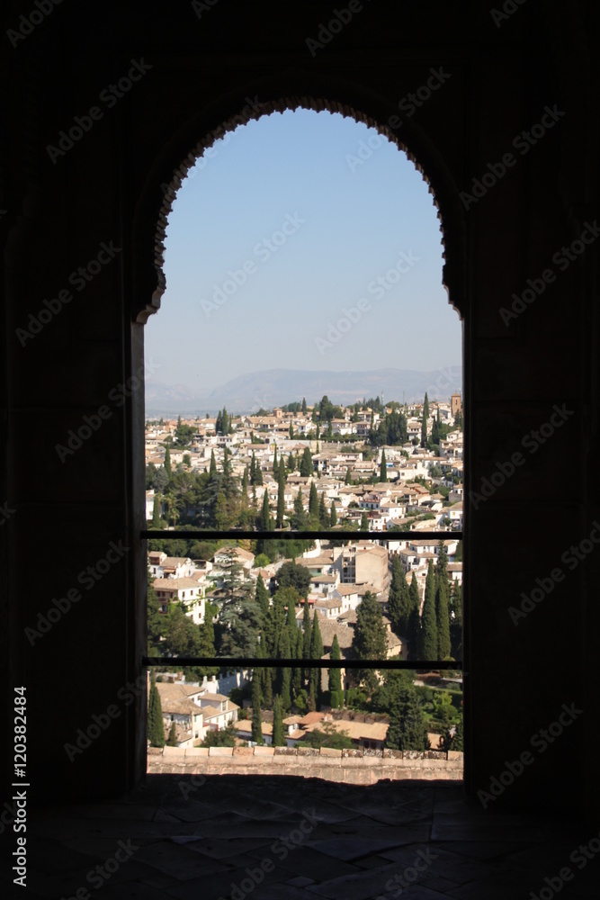 Das Schattenfenster der Alhambra