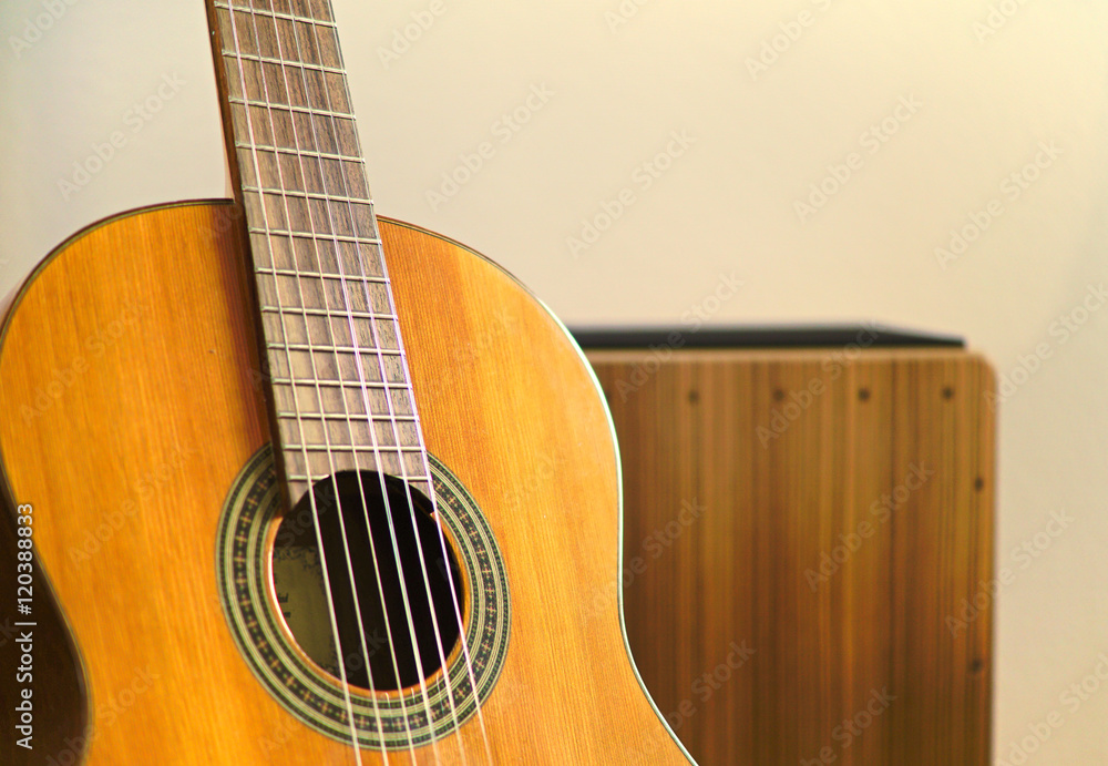 Cajon and guitar foto de Stock Adobe Stock