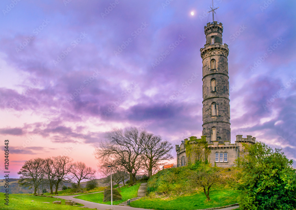 Obraz premium Edinburgh, Scotland. The Nelson Monument in Edinburgh, Scotland, on the Calton Hill