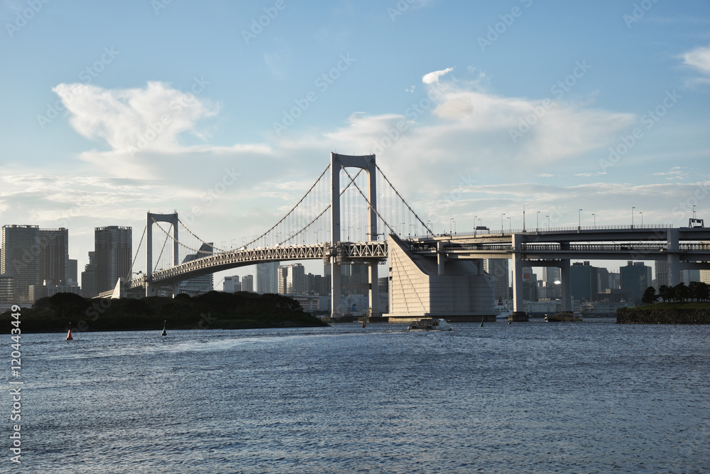 rainbow bridge odaiba tokyo japan