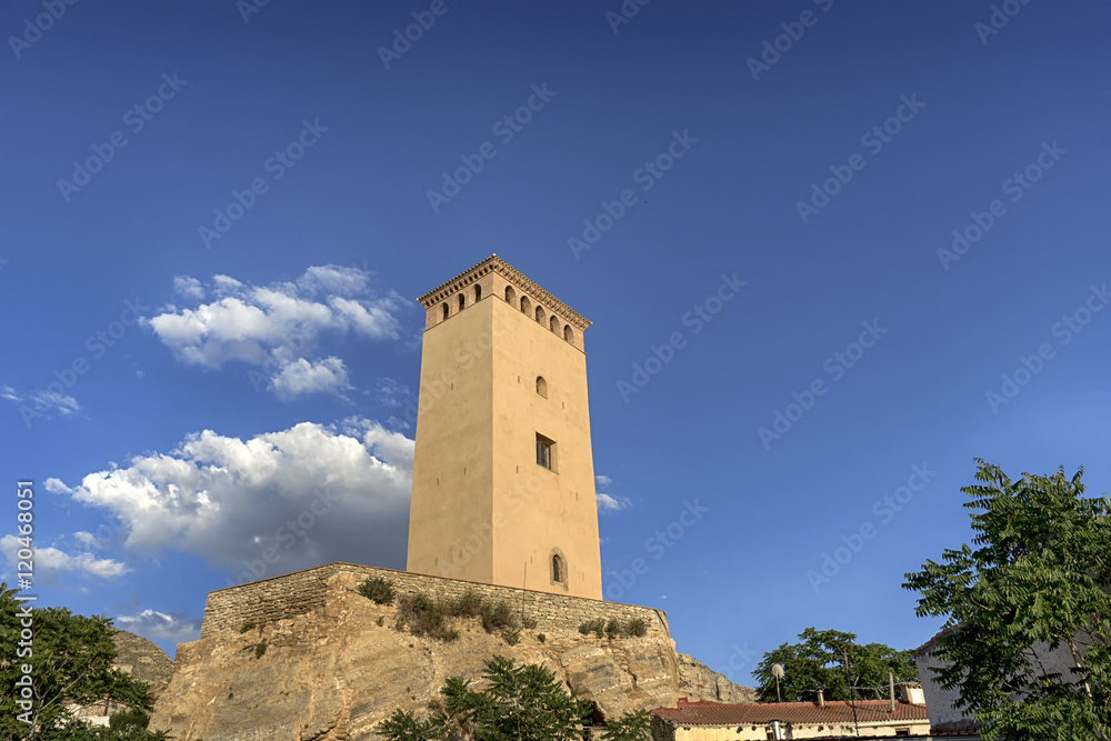 torre albarrana del castillo de Maleunda en la provincia de Zaragoza, España torre albarrana del castillo de Maleunda en la provincia de Zaragoza, España