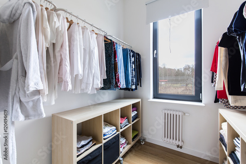 Functionality and light create the perfect a dressing room © Photographee.eu