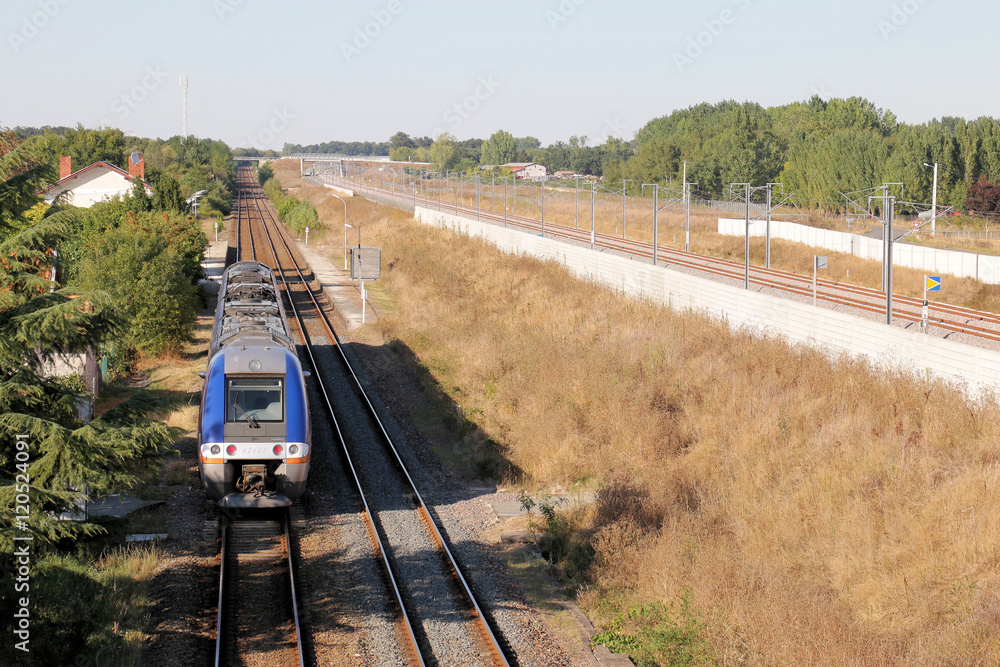 Obraz premium LGV SEA ligne à grande vitesse Sud Europe Atlantique Paris Bordeaux Voies posées 