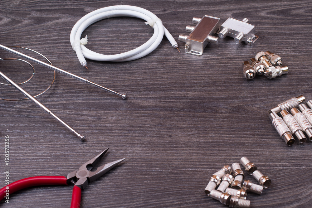 The antenna equipment, plugs, tools The antenna equipment, plugs, tools