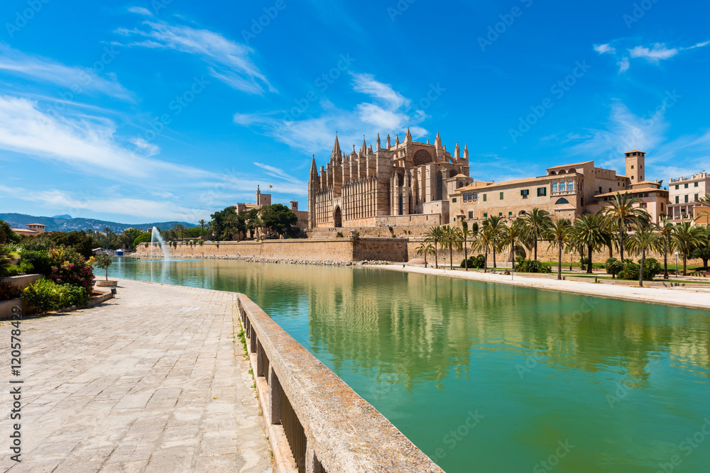 Cathedral of Palma de Mallorca, Mallorca, Balearic Islands, Spain.