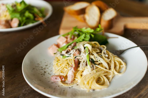 クリームパスタ