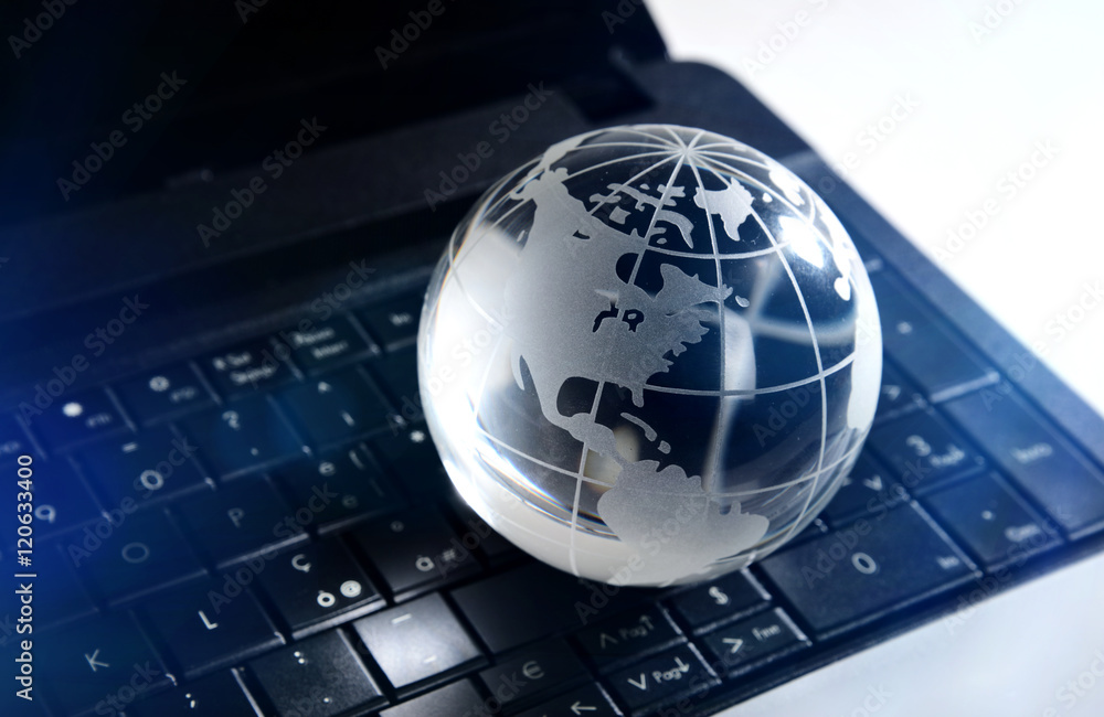 Fototapeta premium global computer concept