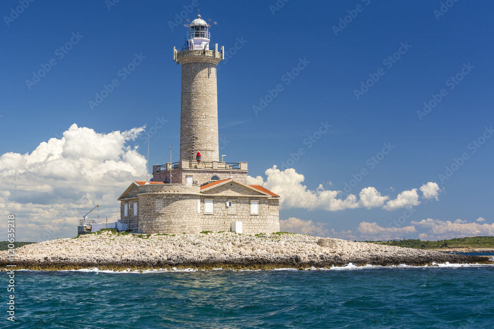 Kroatien, Istrien, Leuchtturm auf dem Eiland Porer