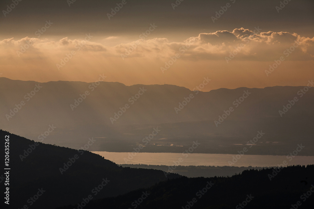  Geneva lake