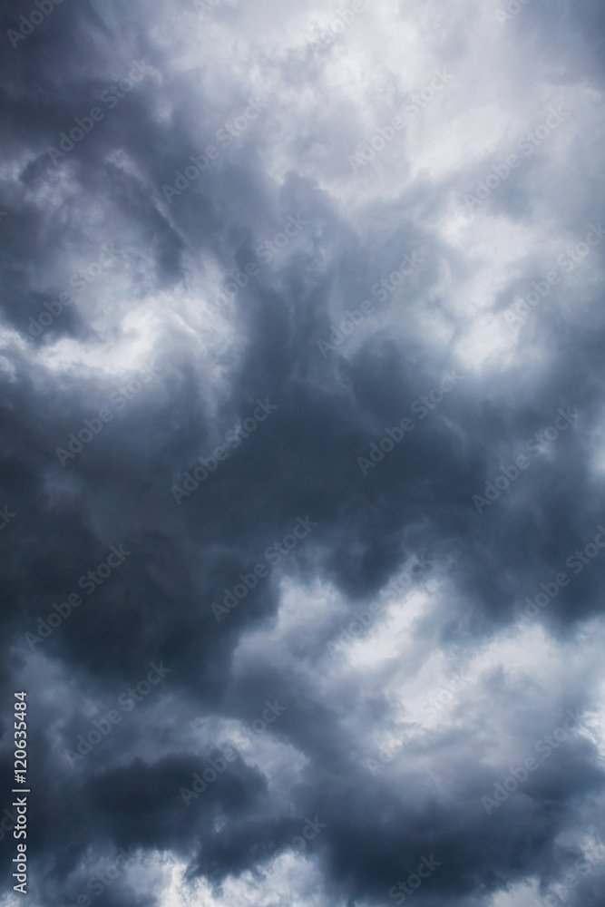 Obraz premium Dark clouds