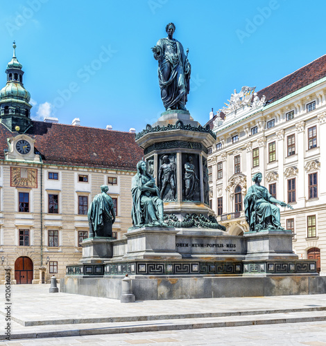 Canvas Print Monument to Emperor Franz I of Austria in Hofburg. Vienna.