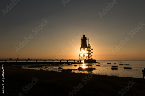 Wurster Nordseeküste - Leuchtturm Overeversand vor dem Sonnenuntergang